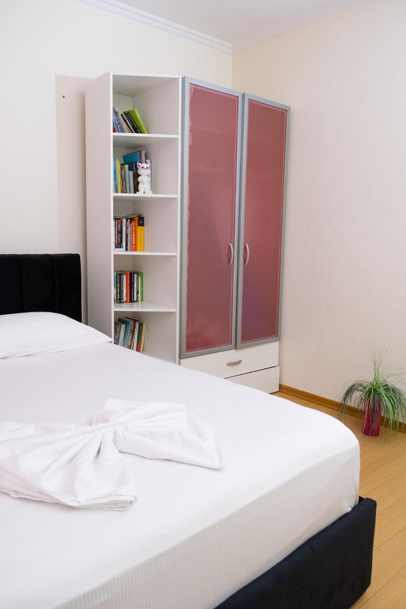Albjona Guesthouse Тирана Екстер'єр фото